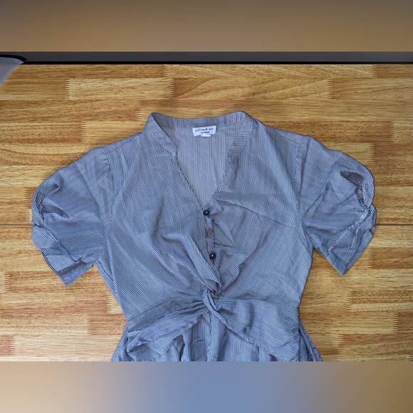 EUC Anthropologie Current Air That's A Wrap pinstrip jumpsuit SMALL‎ puff sleeve - Picture 6 of 11